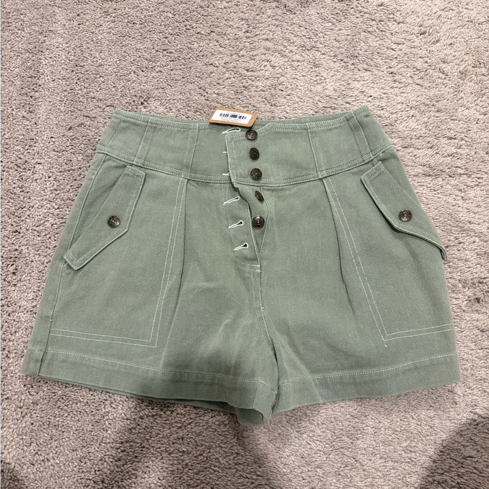 vestique High-Waist Sage Green Button-Front Utility Shorts